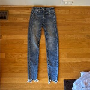 American Eagle Outfitters Blue Ankle Cropped Jeans Distressed